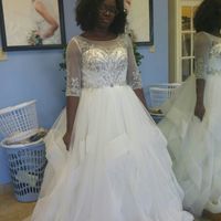 Ok ladies... Drop a pic of your BEAUTIFUL DRESSES