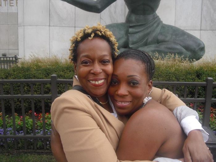 YAY!!!! I'M MARRIED!! Few Non-Pro pics