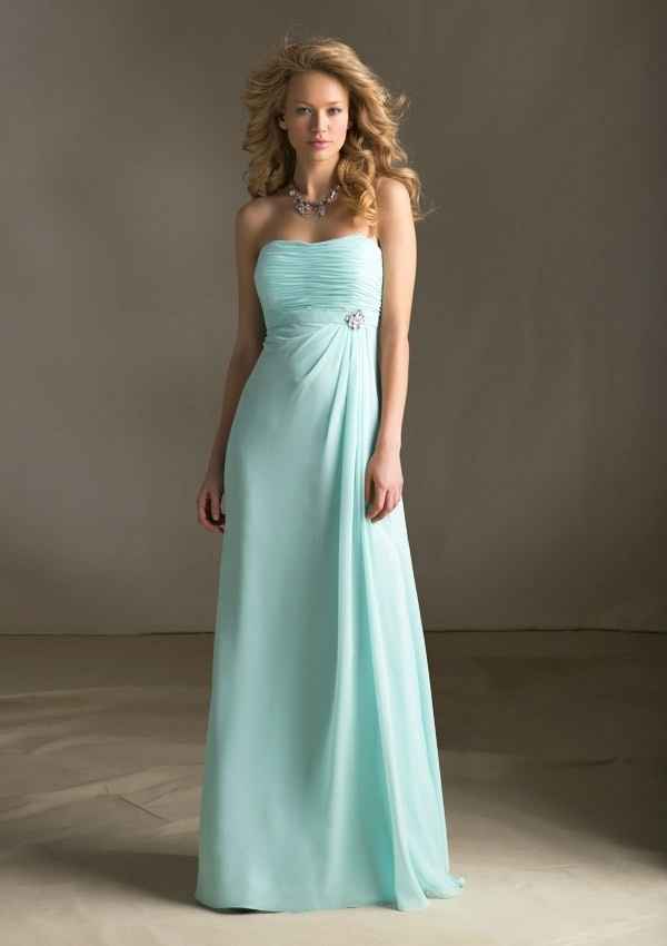 For those of you that let your BMs pick their own dresses...