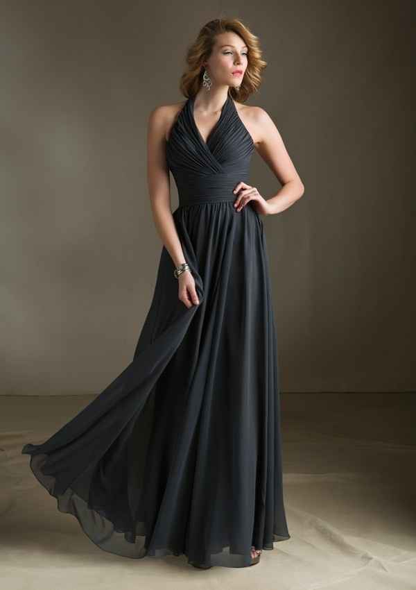 For those of you that let your BMs pick their own dresses...