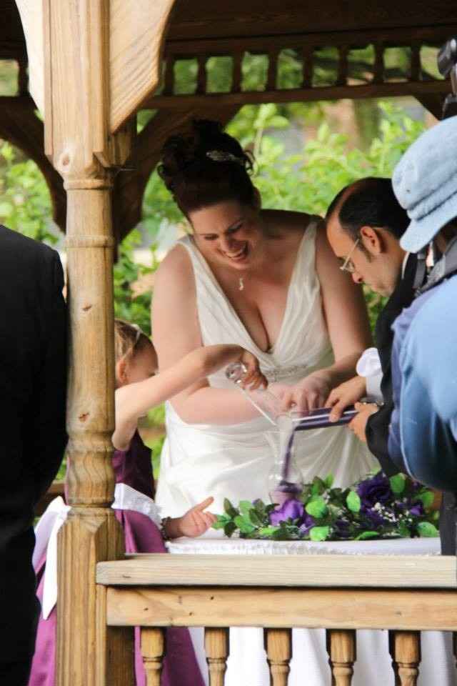 Back and Married!!!!! (Non pro pictures) (More pictures on Page 2)