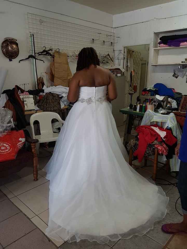 HELP!!!! DRESS DECISION