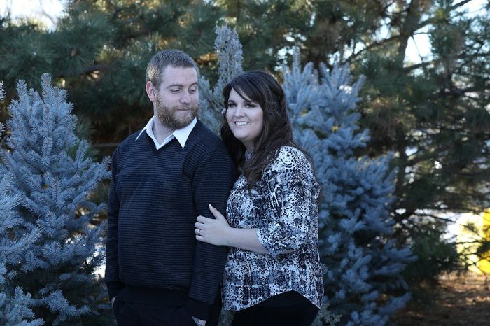 Outfits for engagement photos - 2