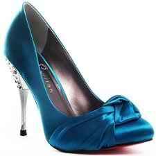 Did you buy your bridal shoes? What's your brand?