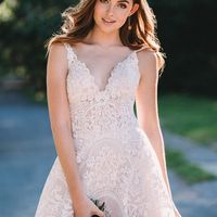 dress 2 detail
