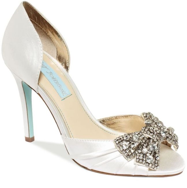 Show off your shoes!