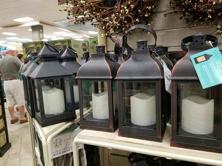 sharing: anyone looking for little lanterns?