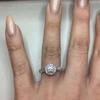 Brides of 2022! Show us your ring! - 1