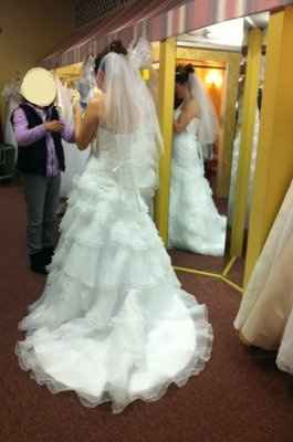 Lets see those dresses ladies!!!