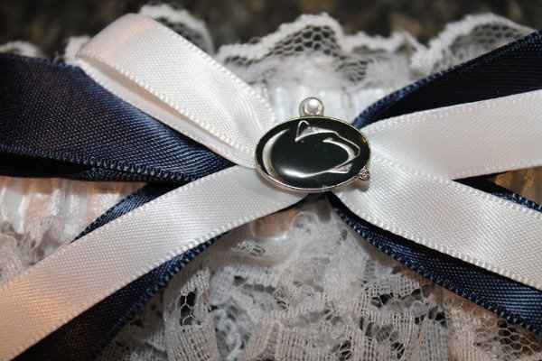 Got my garter...show me yours!