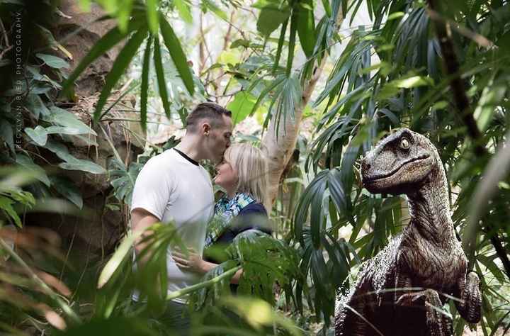 Sneak peak of our Zoo/Cincy engagement shoot!