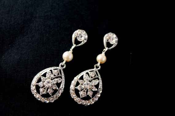 Found a bracelet I love - need coordinating earrings help!