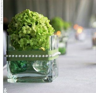 Florist/Designer....and Brides... Help :)