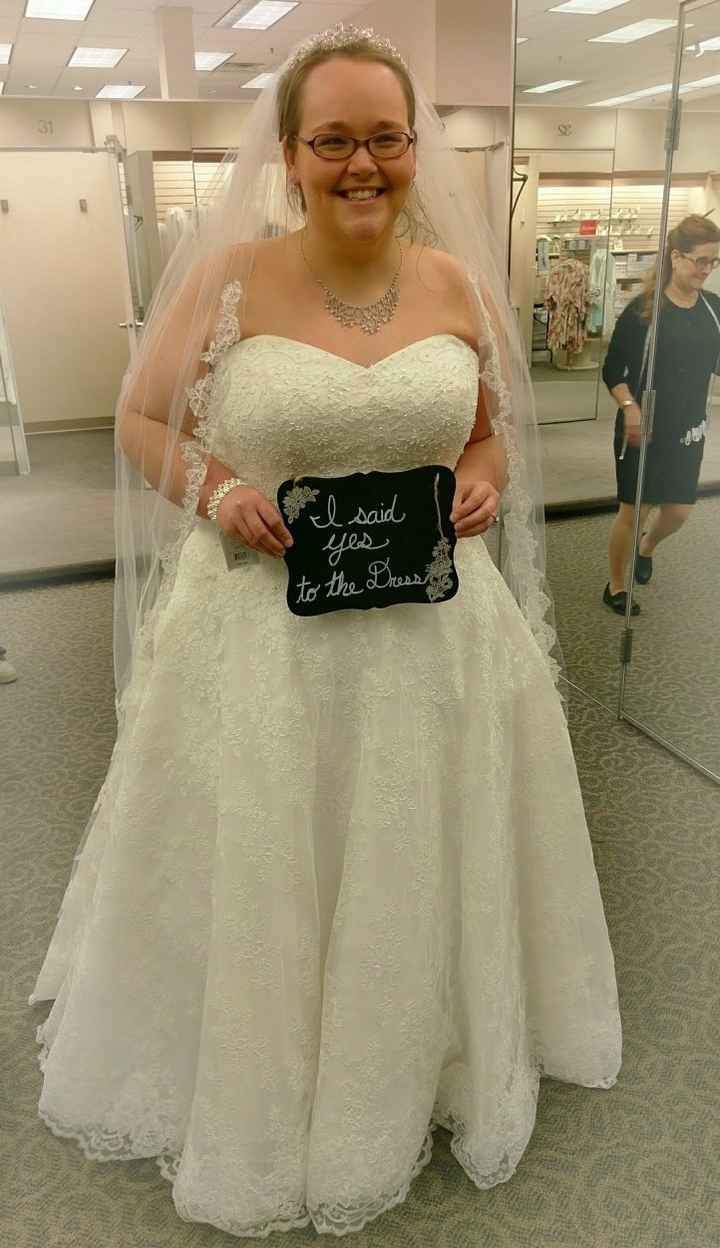 Got My Dress! - 1