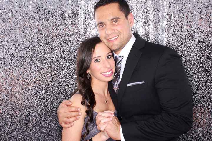 Photo booth back drop color?