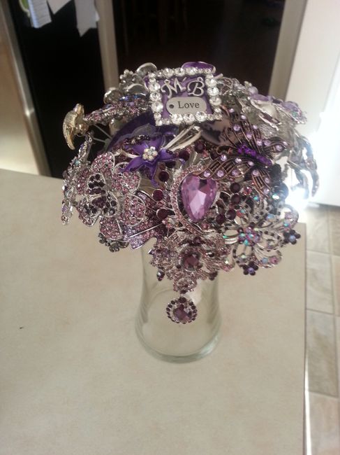 My DIY Brooch Bouquet