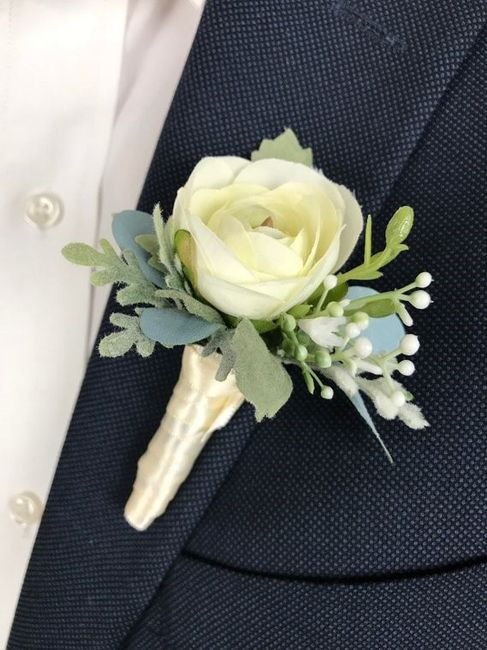 Boutonniere Idea