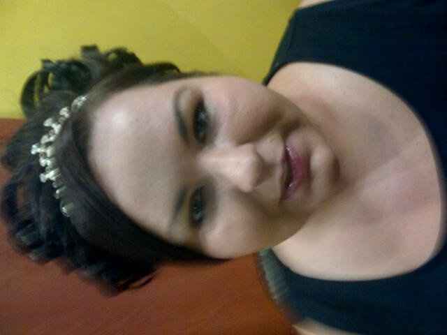 *pics* Hair and Make-up/Final Dress Fitting! *pics*