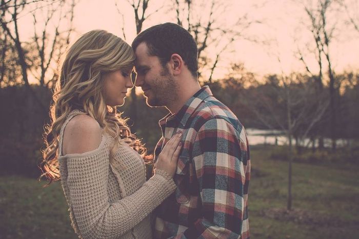 Show me your favorite Engagement Pictures!