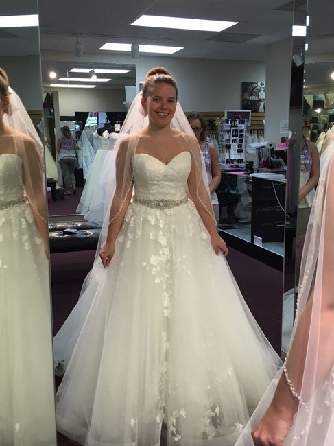 Show me your dresses!!