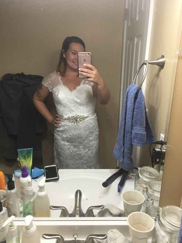 My dress came!!