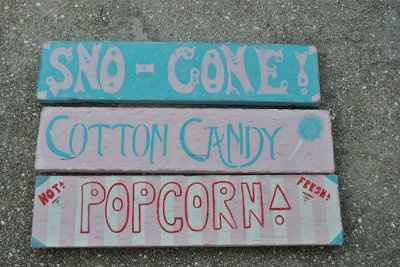 Signs and giant flowers done!!! (pics)