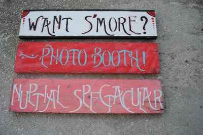 Signs and giant flowers done!!! (pics)