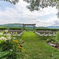 Floral Arches: Overrated or Underrated? - 1