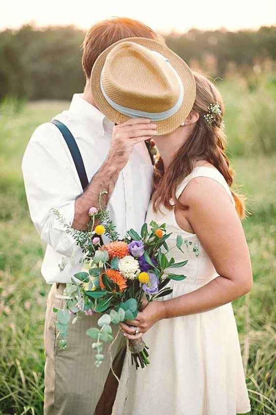 Engagement Pics Attire