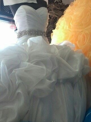 Show me your dress