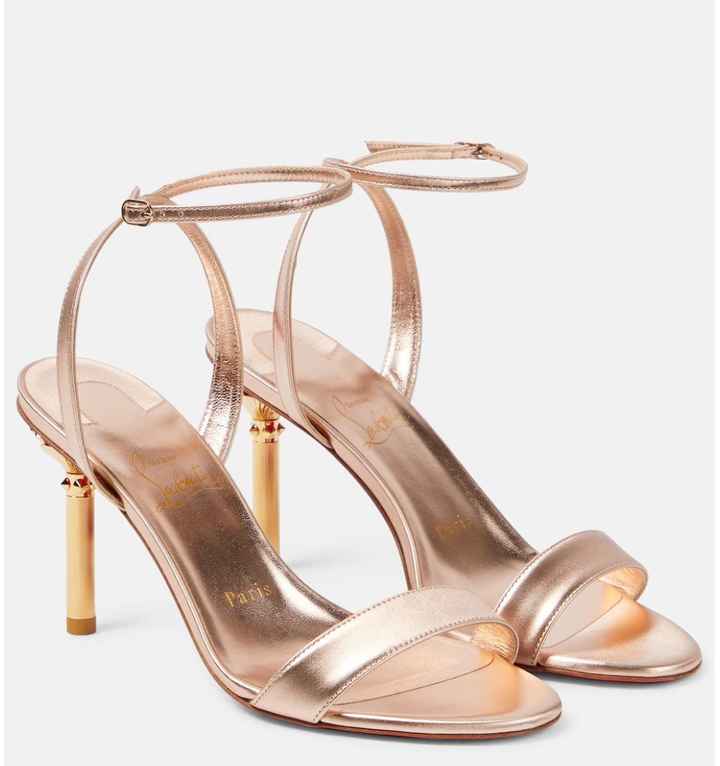 Which dress for elopment at Sandals Saint Vincent? - 6