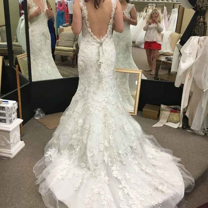 Show off those dresses!