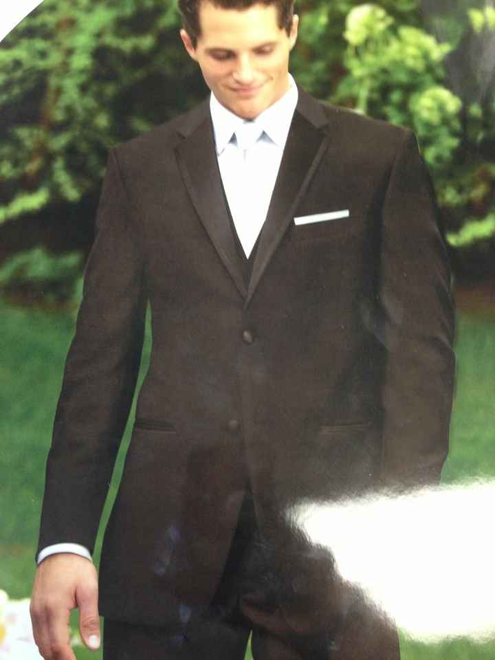 What are your grooms wearing?