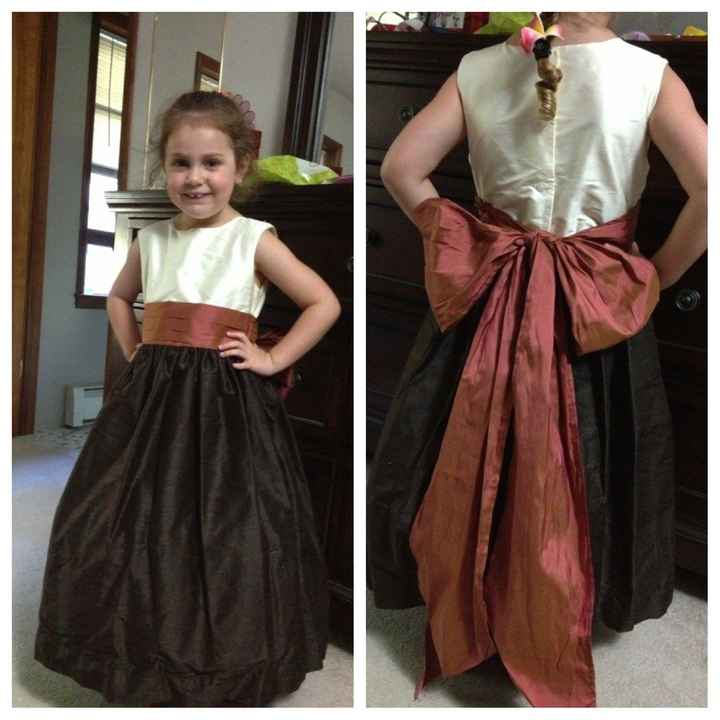 Flower Girl Dress is here!!! (Pics)