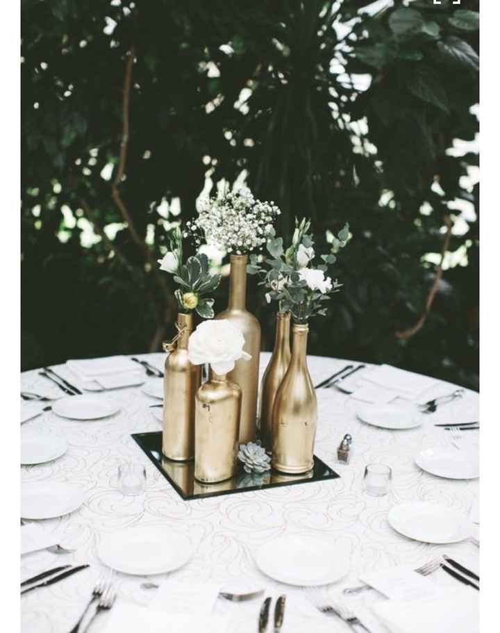 Tables and centerpieces