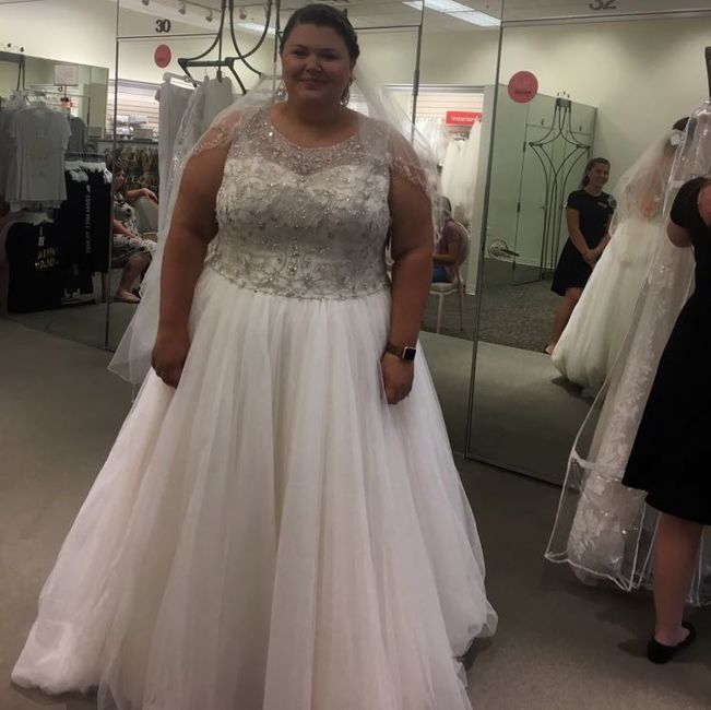 Size 22 & 24 brides!