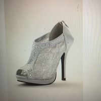 Show me your wedding shoes!