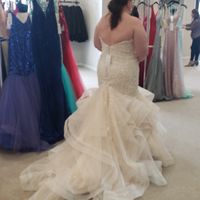 So my dress came in that i bought based on photo... - 2