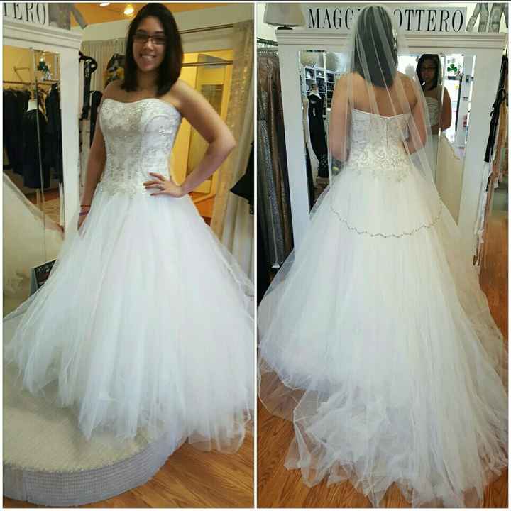 Show off those dresses!