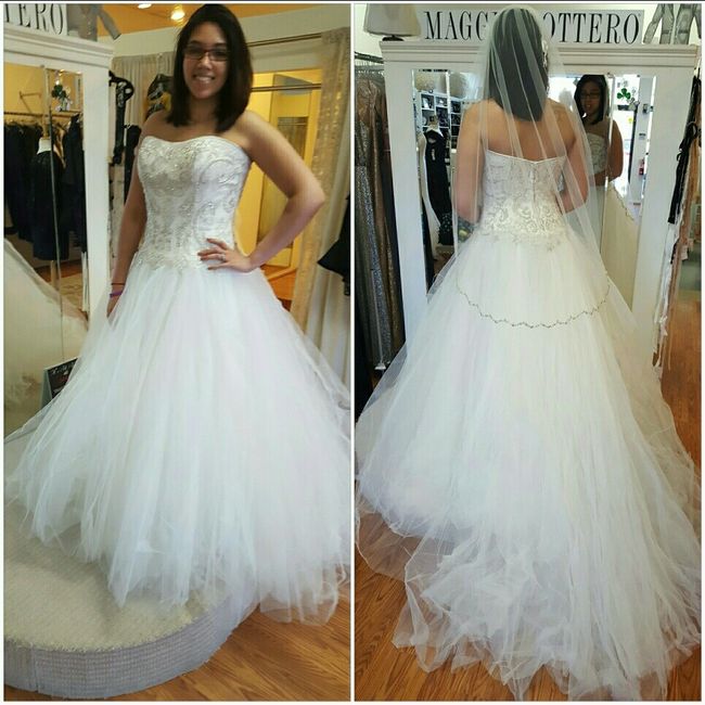 Show off those dresses!