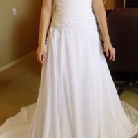 Chosing between wedding dresses