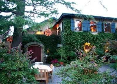 Got a pic of your reception venue? Let's see them :)