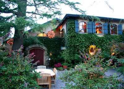 we booked our venue!! :)