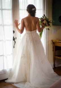 Show me your dress bustles!