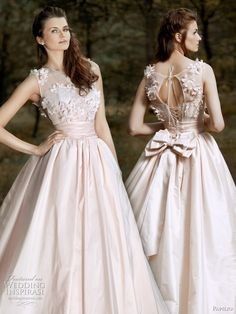 Wedding dess: Fantasy vs Reality