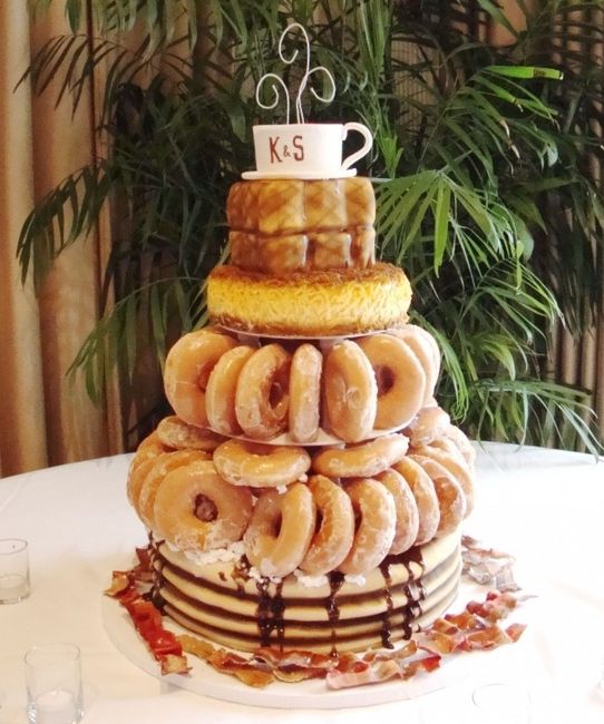 Pizza wedding 'cake' - would you do it?