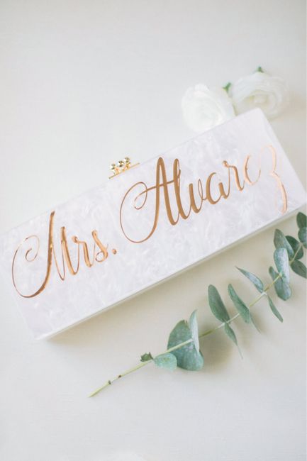 Purse on the day of?? 3