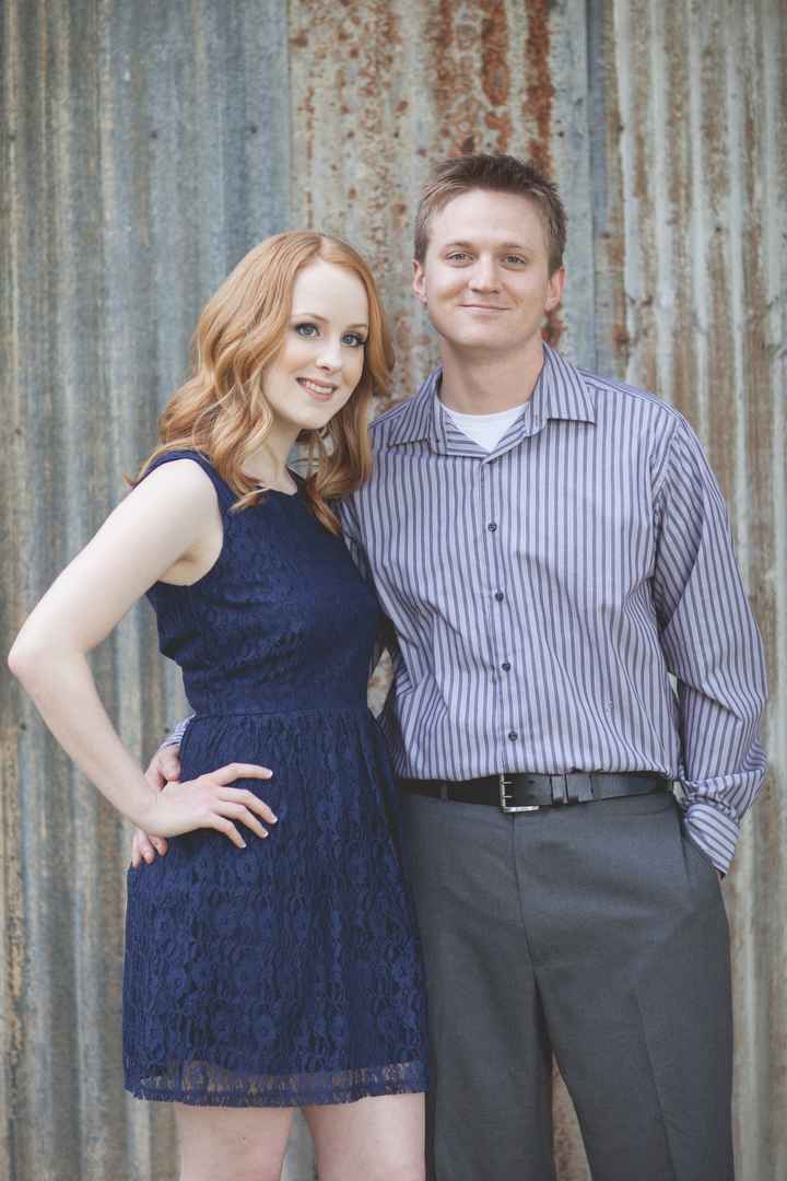 Show me your engagement photo outfits!