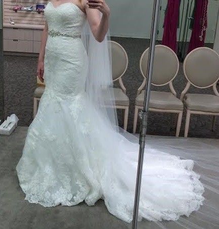 More Dress Pics, Please!
