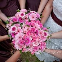 Post your Gerbera Daisy bouquets and centrepieces please!!!!